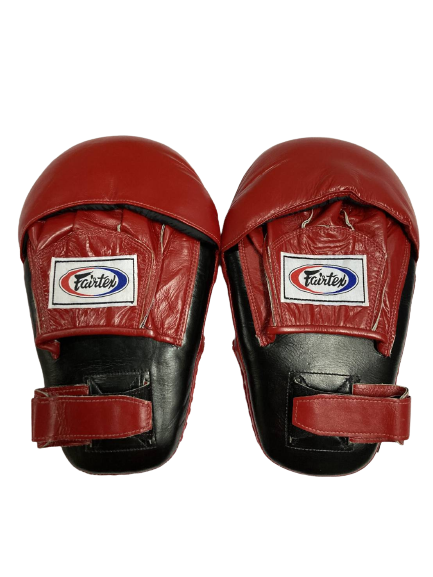 Fairtex Focus, Hybrid Mitts Pro Angular FMV8 Black Red