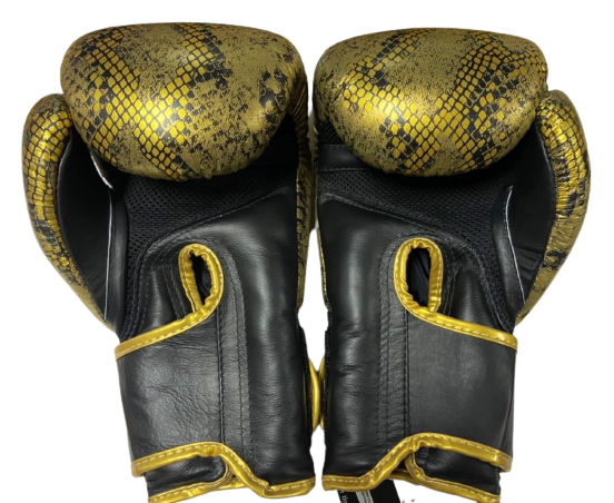 Top King Boxing Gloves "Super Snake" AIR TKBGSS-02 Black(Gold)