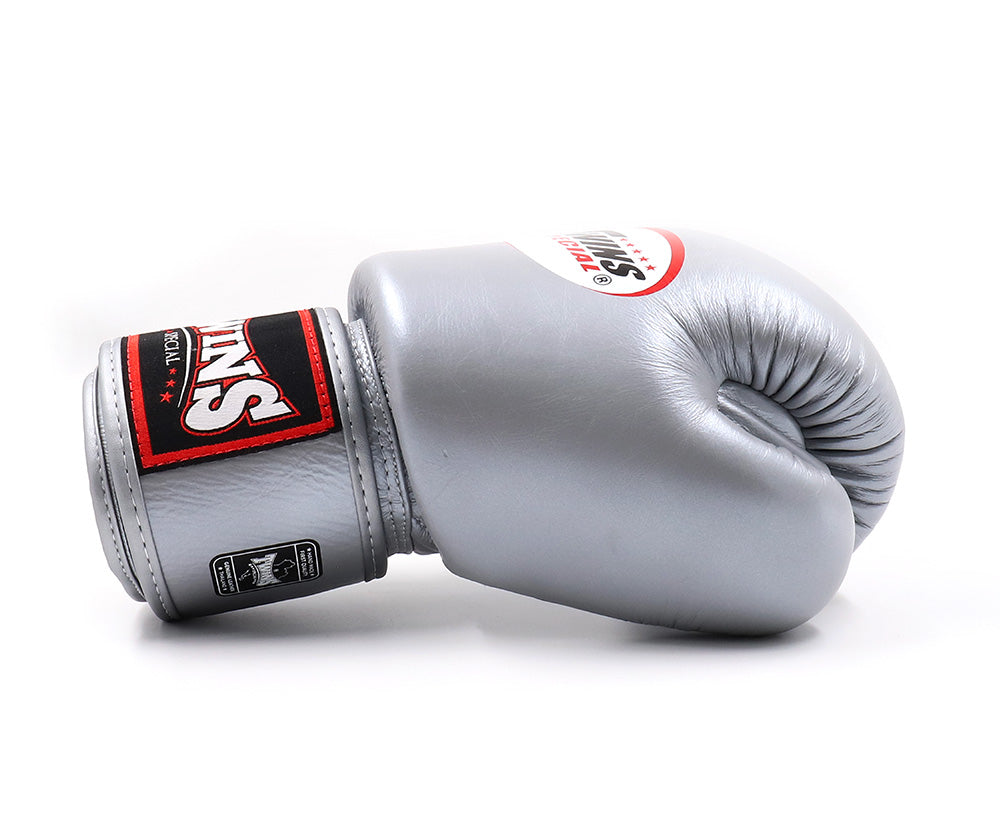 ทวินส์ สเปเชียล BGVL3 SILVER BOXING GLOVES