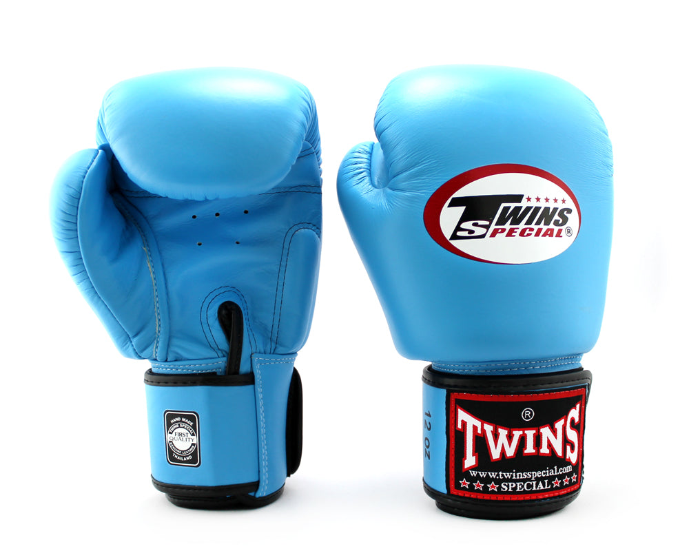 ทวินส์ สเปเชียล BGVL3 LIGHT BLUE BOXING GLOVES