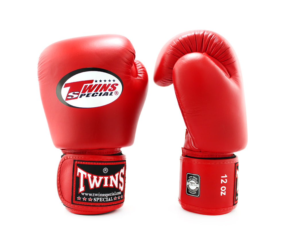 ทวินส์ สเปเชียล BGVL3 RED BOXING GLOVES