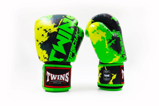 Twins Special Boxing Gloves FBGVL3-61 Candy Black Green