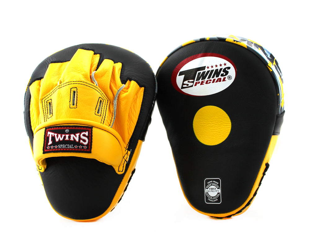 Twins Special Focus Mitts PML 10 Black Yellow