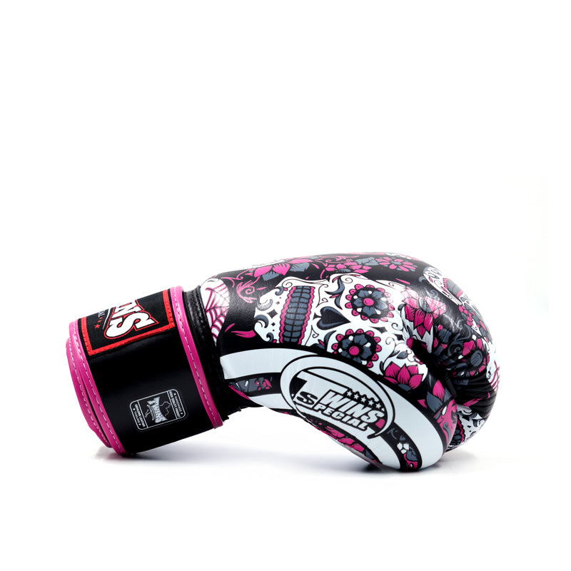 Twins Special Fancy BOXING GLOVES FBGVL4-53 SKULL PINK/BLACK