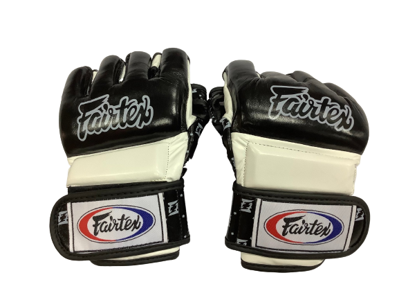 Fairtex MMA Gloves FGV17 Split Knuckles ดำขาว