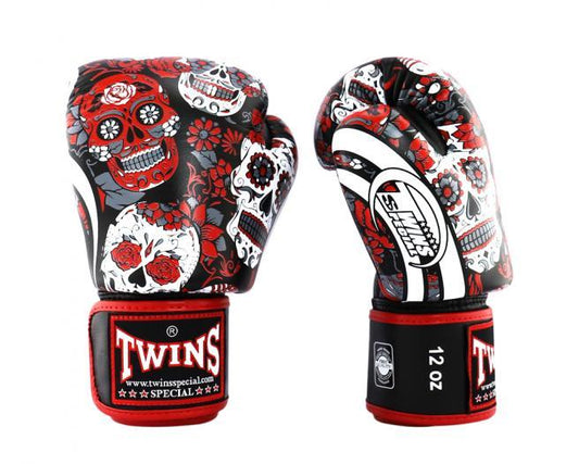 Twins Special BOXING GLOVES FBGVL3-53 SKULL RED/BLACK