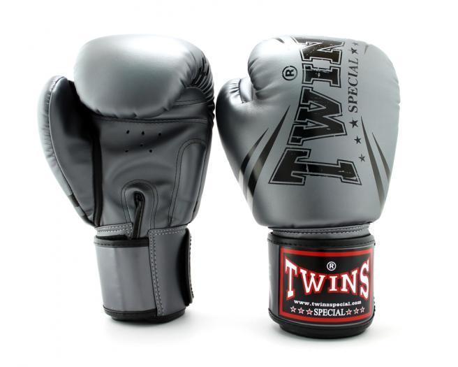 Twins Special Boxing Gloves - Singpatong Sitnumnoi Store